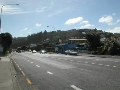 Mana Shops (facing north)