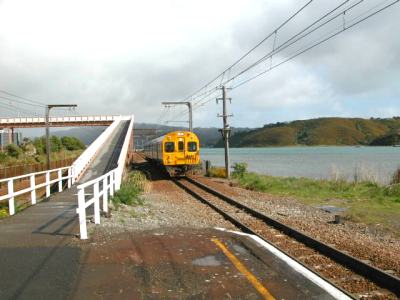 Paremata railway station (facing southwest)